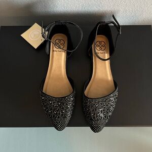 NEW Daisy Fuentes Lexi Strapped Upper Flats